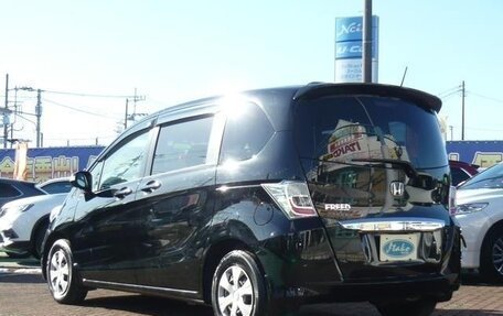 Honda Freed I, 2016 год, 950 000 рублей, 4 фотография