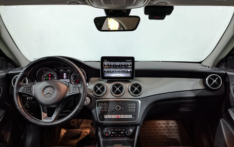 Mercedes-Benz CLA, 2018 год, 1 775 000 рублей, 14 фотография