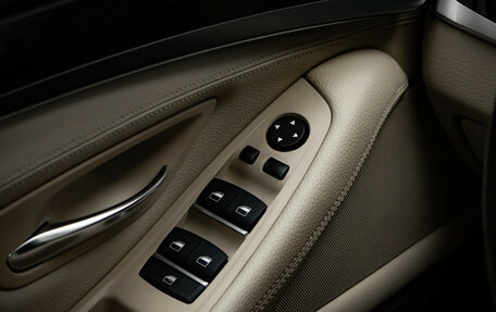 BMW 5 серия, 2016 год, 2 680 000 рублей, 14 фотография