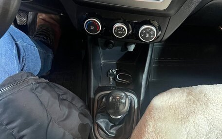 KIA Rio III рестайлинг, 2016 год, 680 000 рублей, 9 фотография