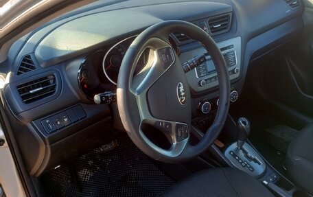 KIA Rio III рестайлинг, 2017 год, 1 000 000 рублей, 6 фотография