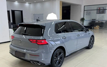 Volkswagen Golf VIII, 2022 год, 2 200 000 рублей, 5 фотография