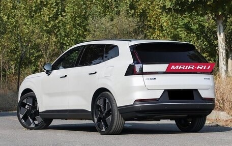 Volvo XC70, 2026 год, 6 450 000 рублей, 5 фотография