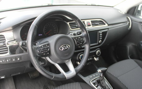 KIA Rio IV, 2018 год, 1 349 000 рублей, 10 фотография