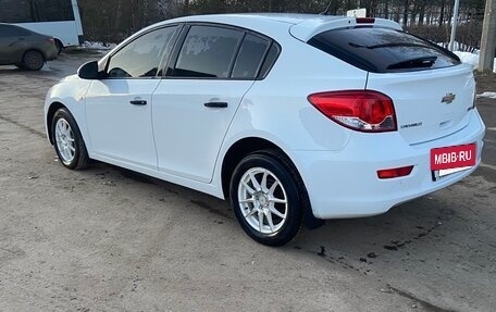 Chevrolet Cruze II, 2012 год, 645 000 рублей, 3 фотография