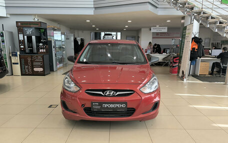 Hyundai Solaris II рестайлинг, 2014 год, 850 000 рублей, 2 фотография
