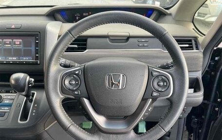 Honda Freed II, 2022 год, 1 390 000 рублей, 13 фотография