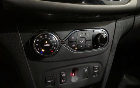 Renault Sandero II рестайлинг, 2020 год, 1 230 000 рублей, 19 фотография