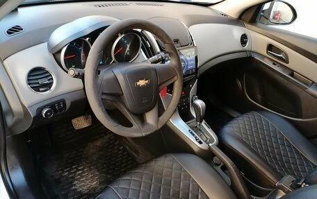 Chevrolet Cruze II, 2014 год, 799 000 рублей, 9 фотография