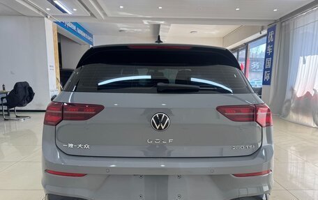 Volkswagen Golf VIII, 2022 год, 2 100 000 рублей, 5 фотография