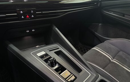 Volkswagen Golf VIII, 2022 год, 2 100 000 рублей, 13 фотография