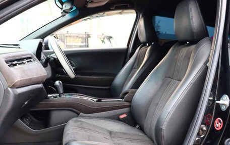 Honda Vezel, 2020 год, 1 690 000 рублей, 15 фотография