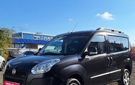 Fiat Doblo II рестайлинг, 2010 год, 1 100 000 рублей, 1 фотография