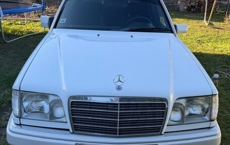 Mercedes-Benz W124, 1993 год, 1 090 000 рублей, 1 фотография