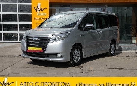 Toyota Noah III, 2015 год, 1 578 000 рублей, 1 фотография