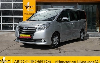 Toyota Noah III, 2015 год, 1 578 000 рублей, 1 фотография