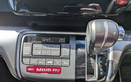 Honda Stepwgn IV, 2019 год, 1 500 000 рублей, 15 фотография