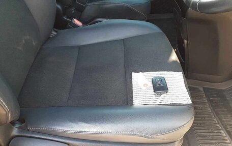 Toyota Noah III, 2019 год, 1 905 000 рублей, 8 фотография