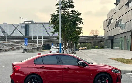 BMW 1 серия, 2022 год, 1 400 000 рублей, 9 фотография