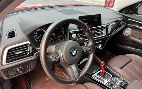 BMW 1 серия, 2022 год, 1 400 000 рублей, 13 фотография