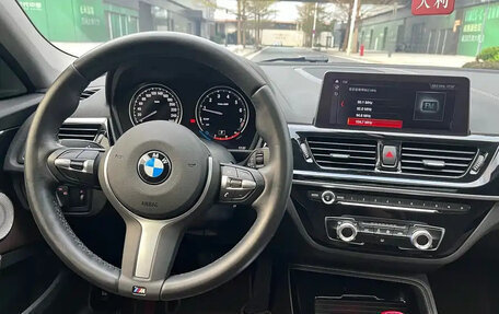 BMW 1 серия, 2022 год, 1 400 000 рублей, 28 фотография