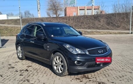 Infiniti QX50 I рестайлинг, 2014 год, 1 950 000 рублей, 6 фотография