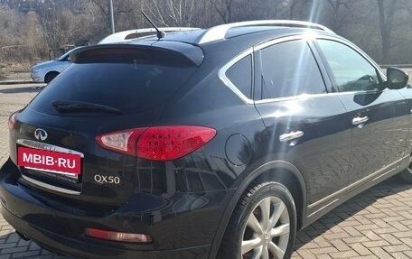 Infiniti QX50 I рестайлинг, 2014 год, 1 950 000 рублей, 9 фотография