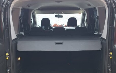 Fiat Doblo II рестайлинг, 2010 год, 1 100 000 рублей, 19 фотография