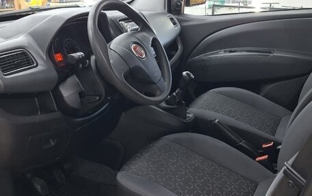 Fiat Doblo II рестайлинг, 2010 год, 1 100 000 рублей, 15 фотография