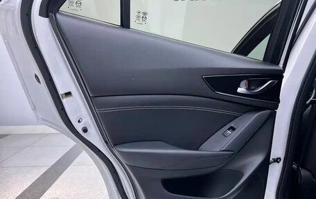 Mazda CX-4, 2023 год, 1 900 000 рублей, 15 фотография