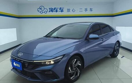 Hyundai Elantra, 2022 год, 1 860 000 рублей, 2 фотография