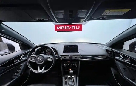 Mazda CX-4, 2023 год, 1 900 000 рублей, 20 фотография