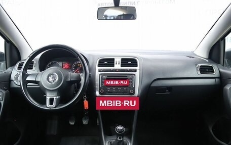 Volkswagen Polo VI (EU Market), 2013 год, 590 000 рублей, 12 фотография