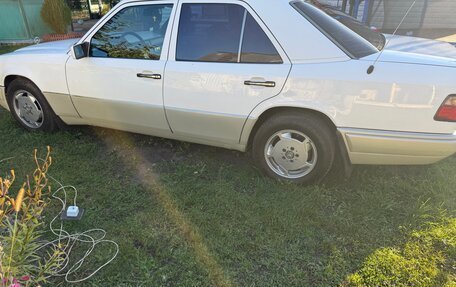 Mercedes-Benz W124, 1993 год, 1 090 000 рублей, 8 фотография
