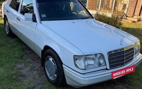 Mercedes-Benz W124, 1993 год, 1 090 000 рублей, 2 фотография