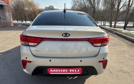 KIA Rio IV, 2018 год, 1 285 000 рублей, 4 фотография