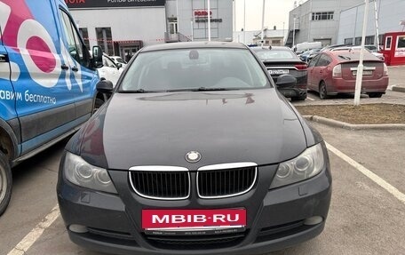 BMW 3 серия, 2008 год, 700 000 рублей, 2 фотография
