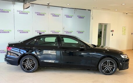 Audi A4, 2020 год, 2 435 000 рублей, 4 фотография