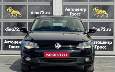 Volkswagen Jetta VI, 2011 год, 1 100 000 рублей, 2 фотография