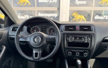 Volkswagen Jetta VI, 2011 год, 1 100 000 рублей, 15 фотография