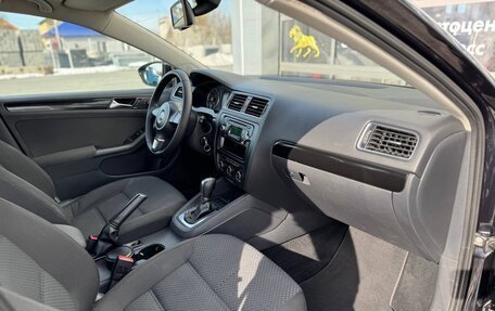 Volkswagen Jetta VI, 2011 год, 1 100 000 рублей, 20 фотография