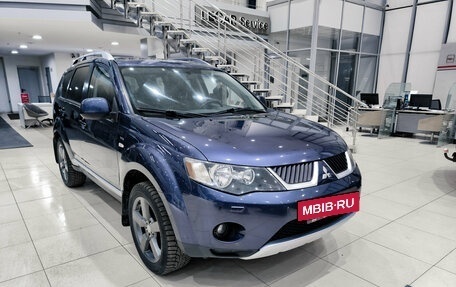 Mitsubishi Outlander III рестайлинг 3, 2007 год, 1 370 000 рублей, 3 фотография