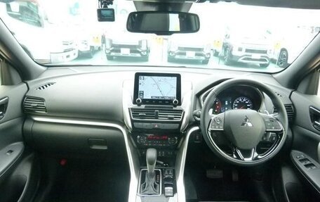 Mitsubishi Eclipse Cross, 2022 год, 1 920 000 рублей, 10 фотография