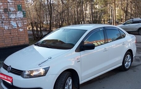Volkswagen Polo VI (EU Market), 2014 год, 935 000 рублей, 2 фотография