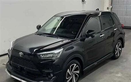 Toyota Raize I, 2022 год, 1 360 000 рублей, 1 фотография