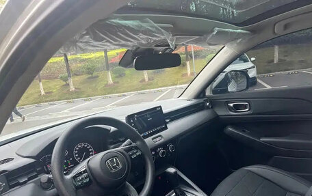 Honda Vezel, 2023 год, 1 600 000 рублей, 13 фотография