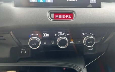 Honda Vezel, 2023 год, 1 600 000 рублей, 12 фотография