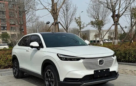 Honda Vezel, 2023 год, 1 600 000 рублей, 3 фотография