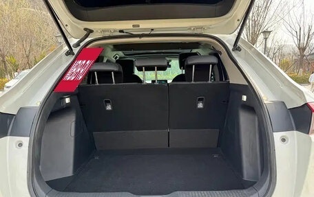 Honda Vezel, 2023 год, 1 600 000 рублей, 22 фотография