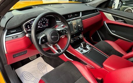 Jaguar F-Pace, 2021 год, 8 999 000 рублей, 15 фотография